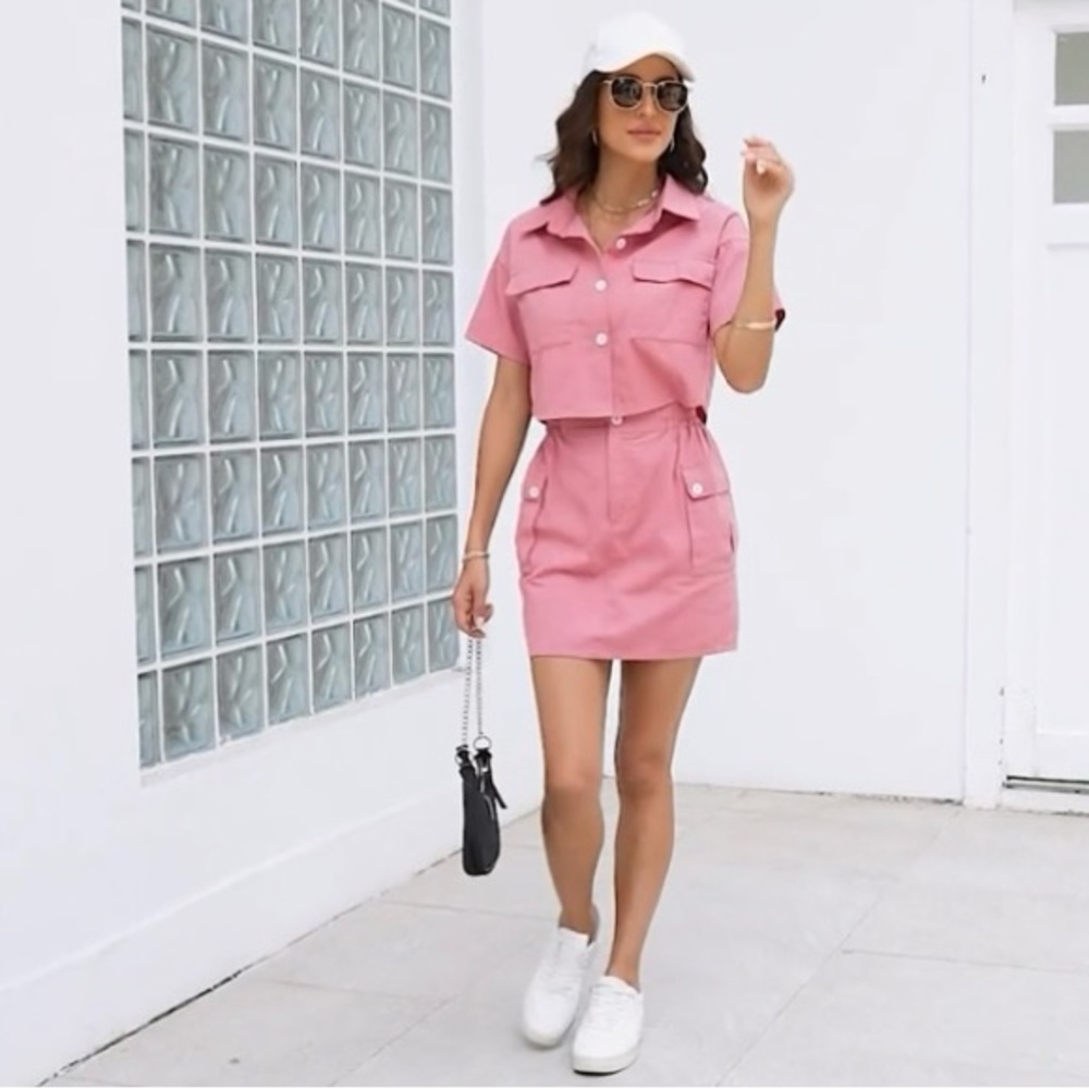 New Kissonic Button Down Cropped Jacket & Cargo Mini Skirt with Pockets